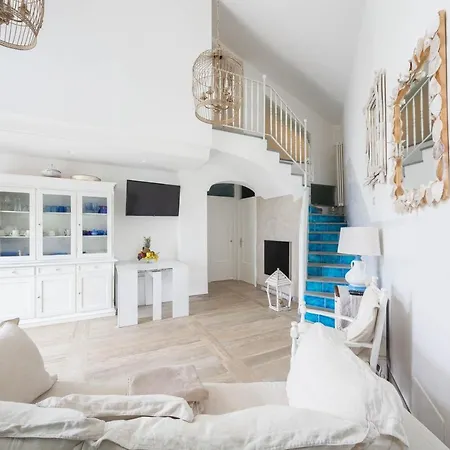 4 Bedrooms With Sea View Private Pool And Jacuzzi At * Maiori